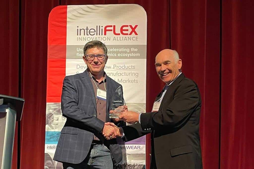 Stan Farnsworth receives CPES2022 innovative product award